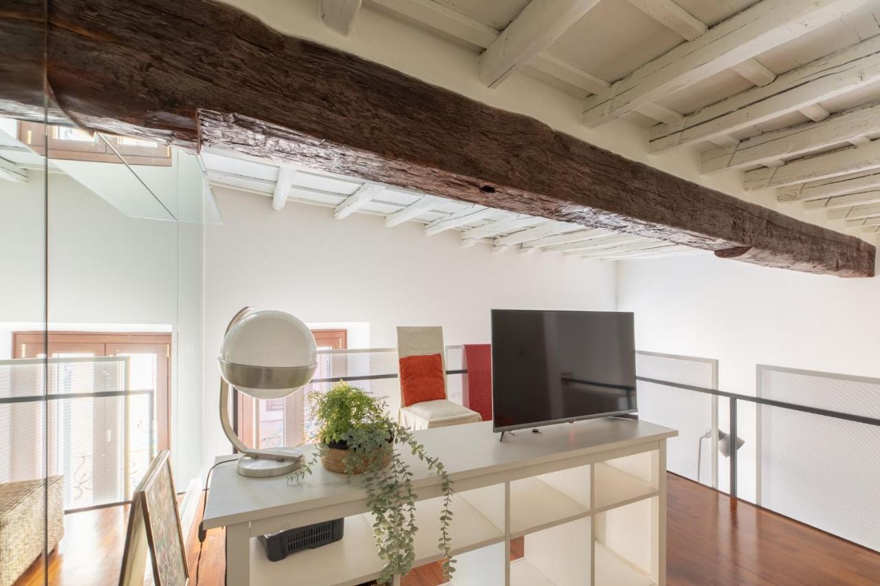 Iflat The Tiber Gem Apartment